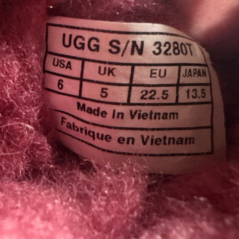 UGG Pink Fleece-Lined Boots sz.6